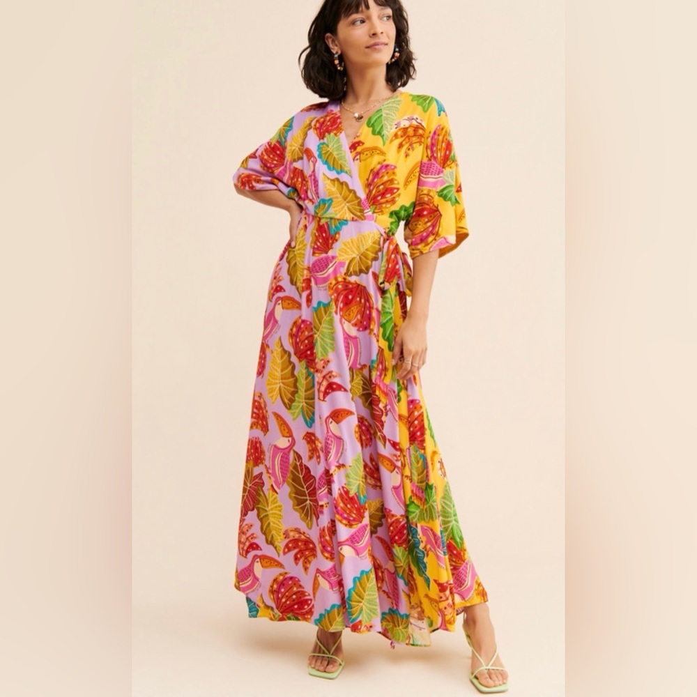 Farm Rio Beaks & Bananas wrap maxi dress sz smalll